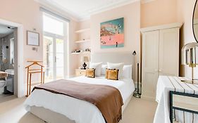 Luxury King-Bed Ensuite With Quiet Private Patio